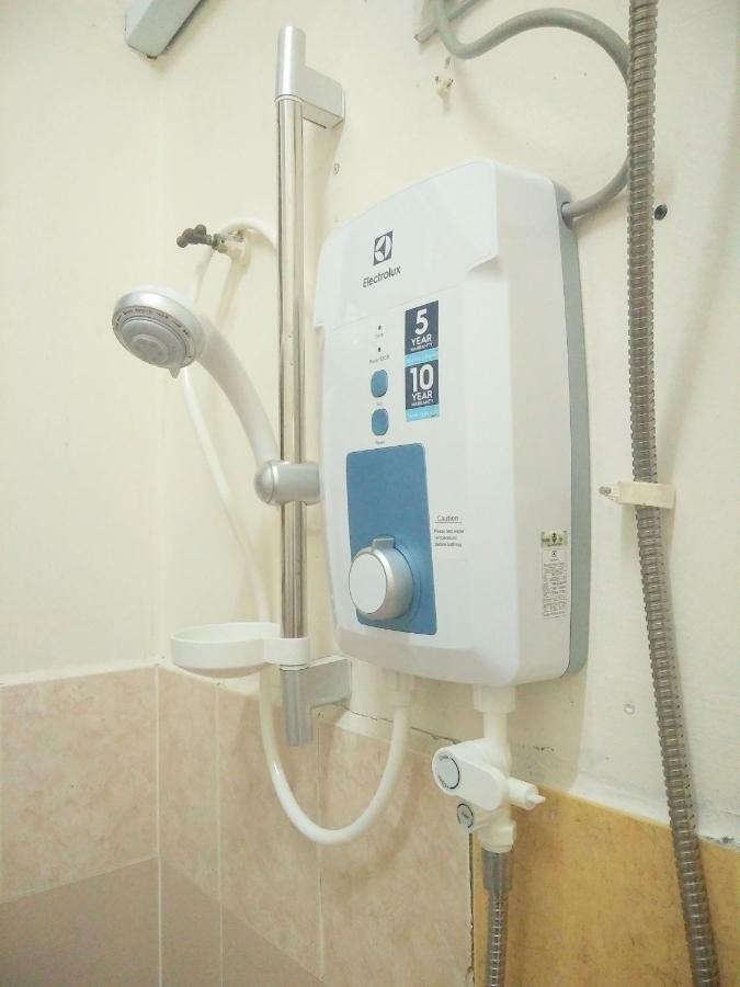 E&A Homestay Klia/ Sepang/ Nilai Exteriör bild